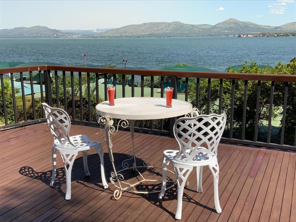 Marina Views Guesthouse Hartbeespoort Extérieur photo