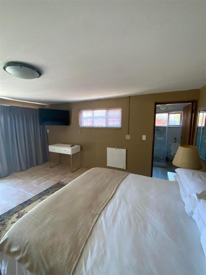 Marina Views Guesthouse Hartbeespoort Extérieur photo