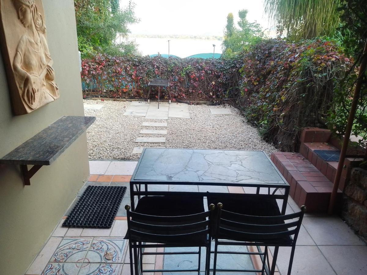 Marina Views Guesthouse Hartbeespoort Extérieur photo